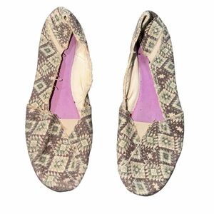 Cushe Hellyer Slip On Slippers Women’s Size 8 Tribal Pattern Distressed